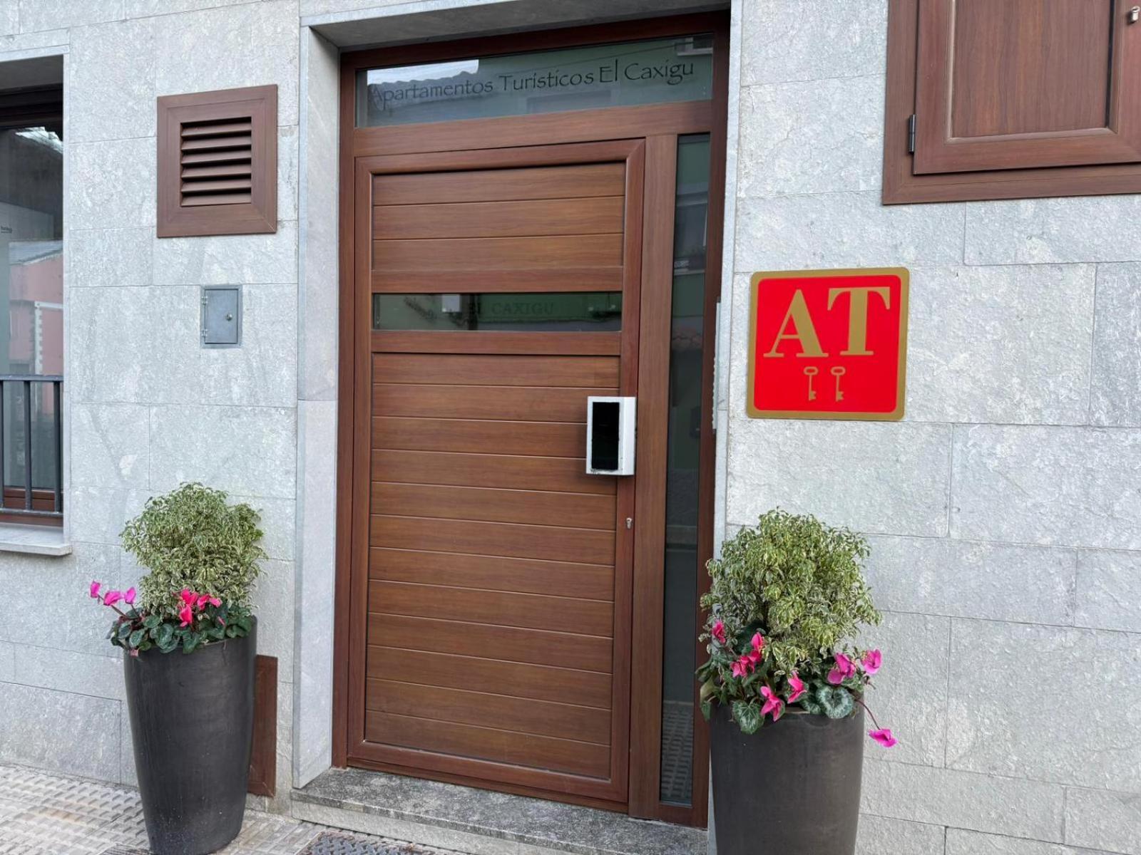 Apartamentos El Caxigu Arenas De Cabrales Exterior photo